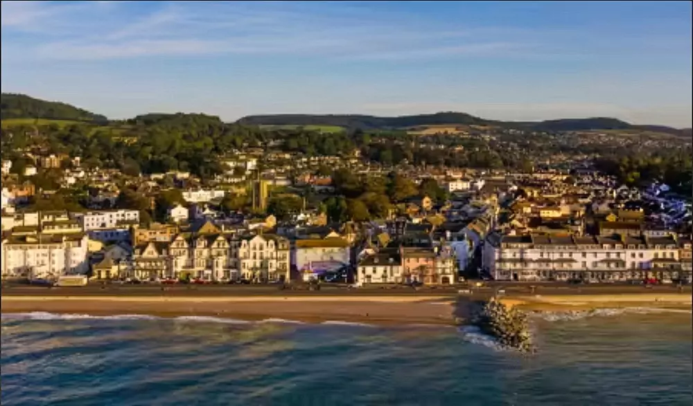Link to Sidmouth webcams